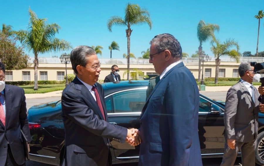 أخنوش يستقبل رئيس اللجنة الدائمة للجمعية الشعبية للصين