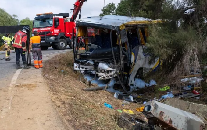 إسبانيا.. مصرع عاملة موسمية مغربية في حادث إنقلاب حافلة