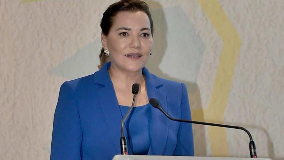 الأميرة للا حسناء تترأس ببوقنادل حفل تسليم جوائز للا حسناء للساحل المستدام