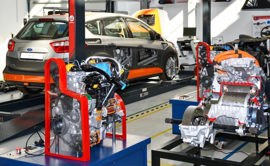 مدينة المهن والكفاءات الرباط – سلا – القنيطرة .. عرض تكويني متنوع موجه نحو المهن الجديدة