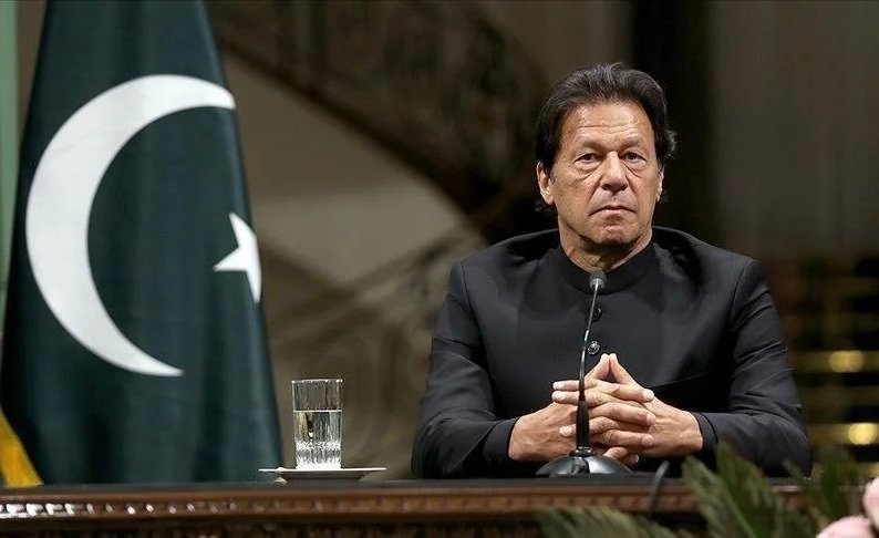 الإفراج عن عمران خان بكفالة بعد إلغاء توقيفه