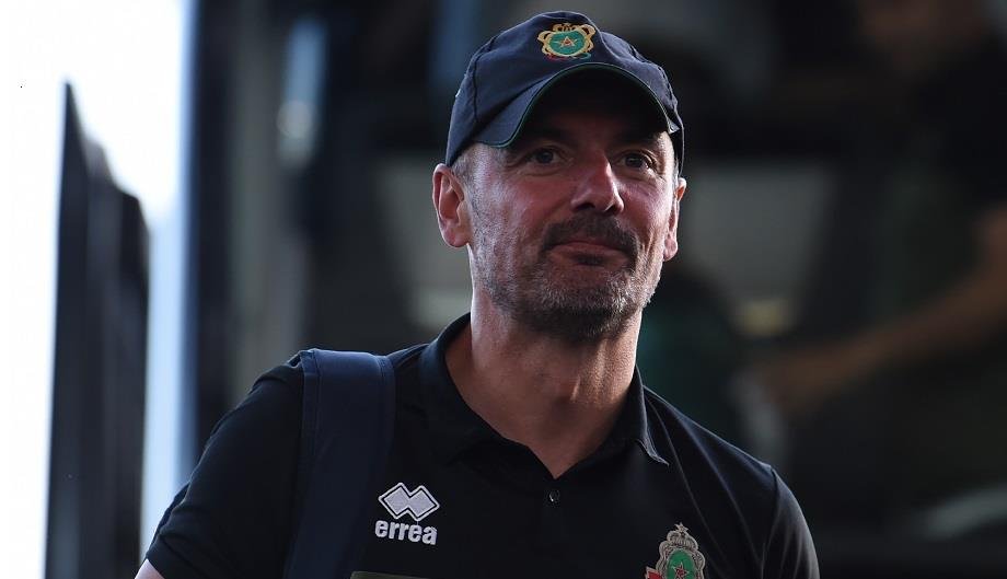 الجيش الملكي ينفصل عن المدرب داكروز