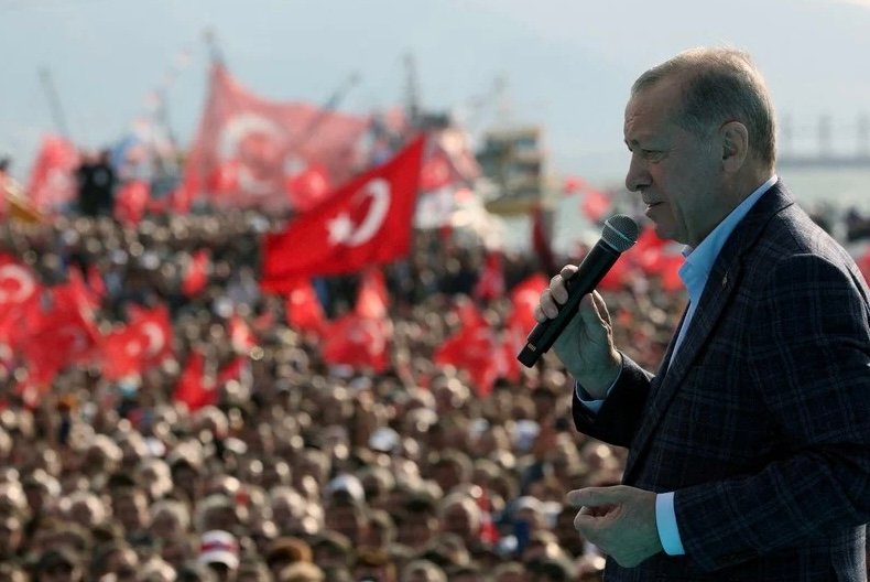 الحملة الانتخابية تشد الأعصاب في تركيا