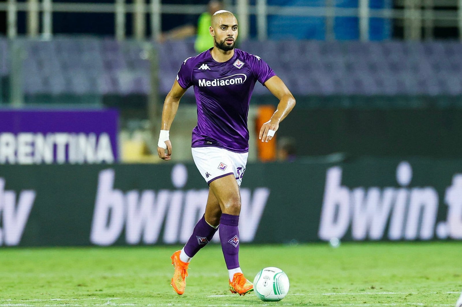 فيورنتينا يحسم مصير أمرابط