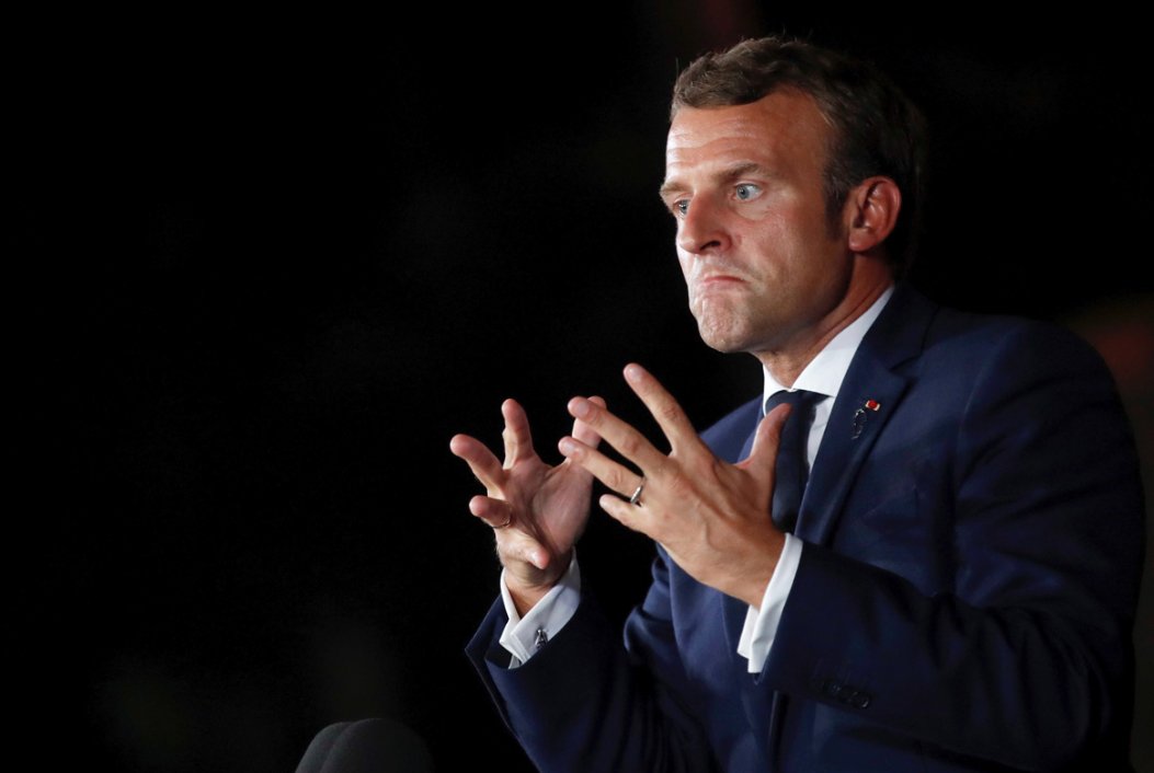 لوموند : ماكرون يهوي في ظلمات فقدان الشعبية