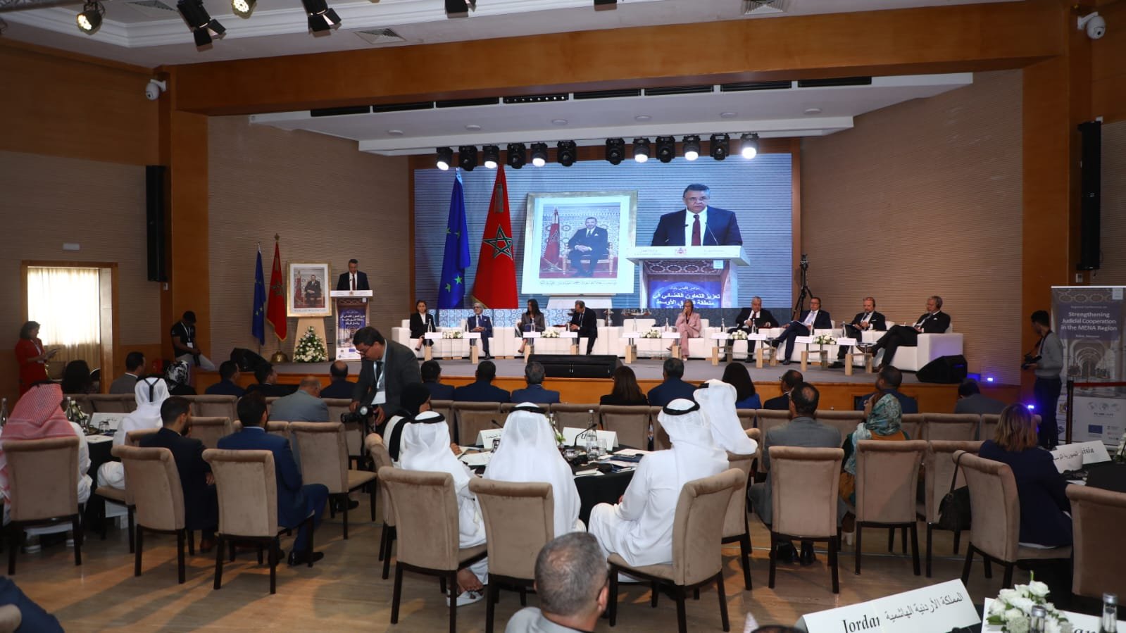 وزير العدل يؤكد على أهمية التعاون الدولي لمكافحة غسل الأموال