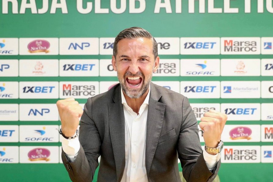 مدرب الرجاء : هدفي الفوز بالألقاب