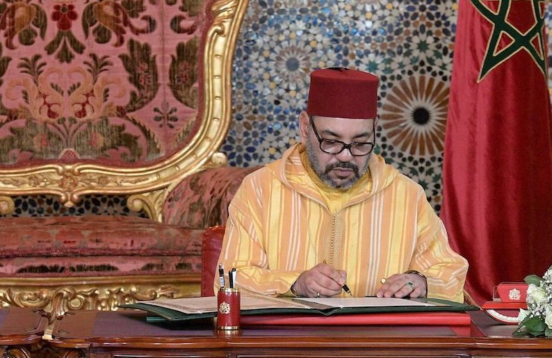 الملك يُعزي أسرة المرحوم محمد الحبابي