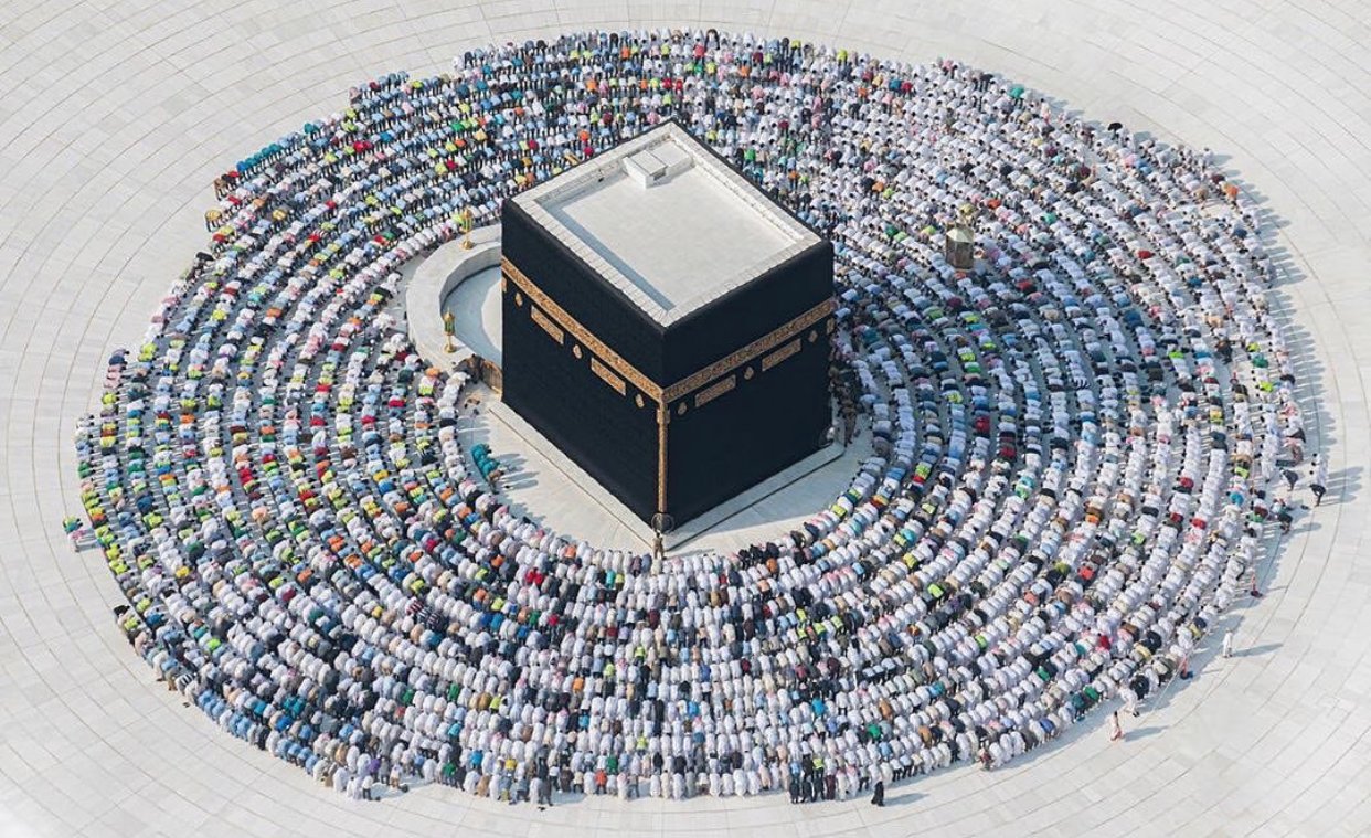 الوفد الرسمي للحجاج المغاربة يتوجه إلى الديار المقدسة