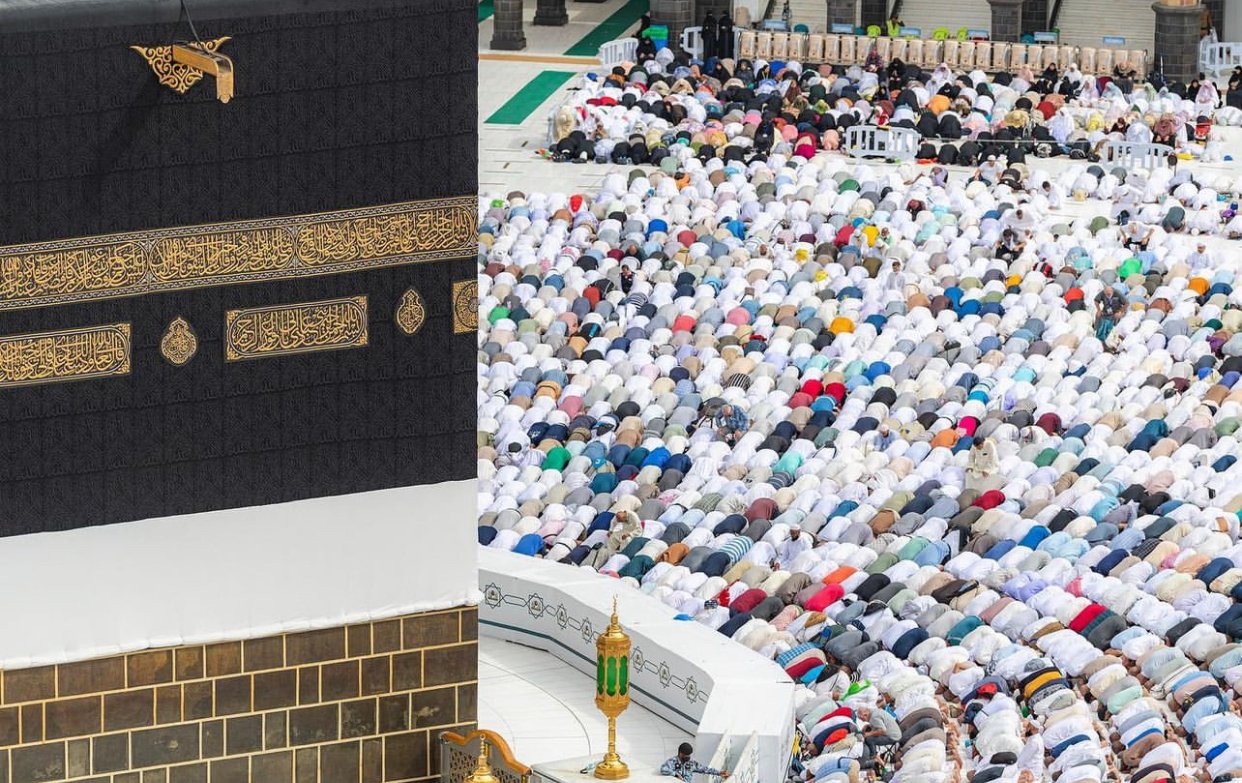 الملك يدعو الحجاج المغاربة إلى أن يكونوا سفراء للوطن