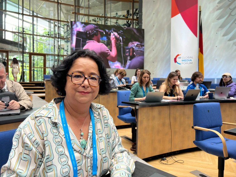 أخرباش تدعو لحماية الصحافة أمام تنامي المنصات الرقمية