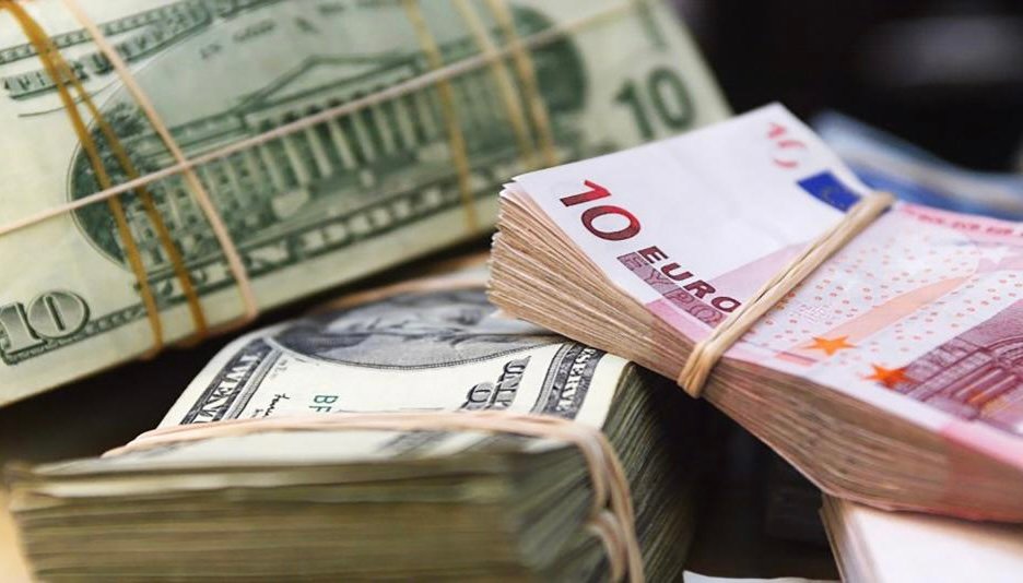 رصيد العملة الصعبة .. 349,7 مليار درهم