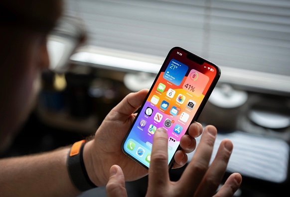 أكثر من نصف سكان العالم يستخدمون وسائل التواصل الاجتماعي