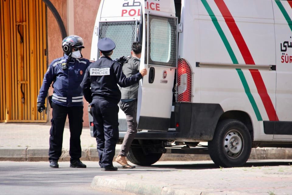 توقيف المشتبه فيه الرئيسي في قضية صدم شخص عمدا بالسيارة بالعيون