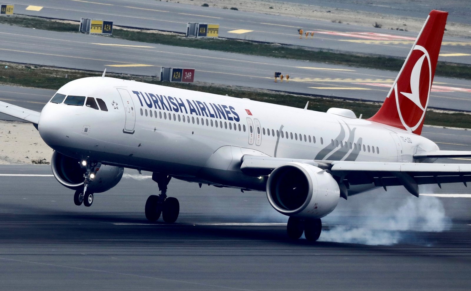 انتحار راكب يُجبر طائرة تركية على الهبوط اضطراريا في الجزائر