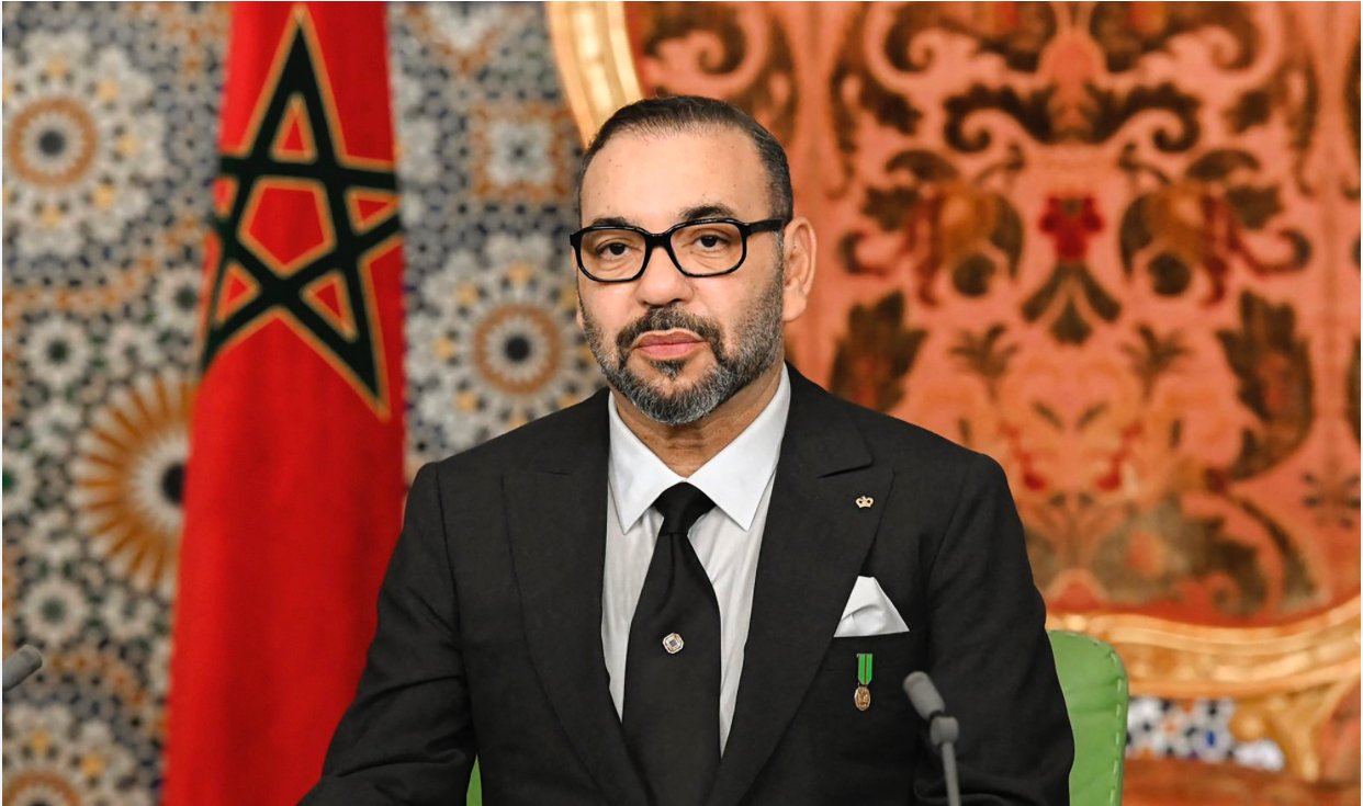 الملك يهنئ أعضاء المنتخب المغربي على التتويج