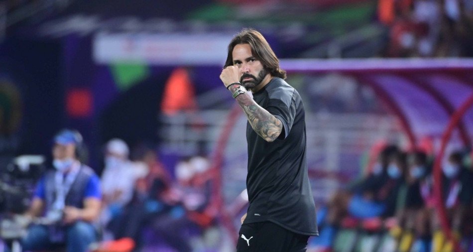 بيدروس: نهدي هذا الانتصار إلى جلالة الملك