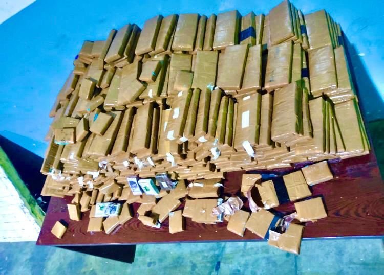 إحباط تهريب 209 كلغ من المخدرات بميناء طنجة المتوسط