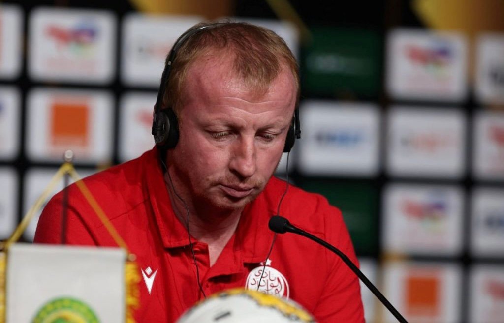 فاندنبروك يعلن رحيله عن الوداد بعد هزيمة الفريق