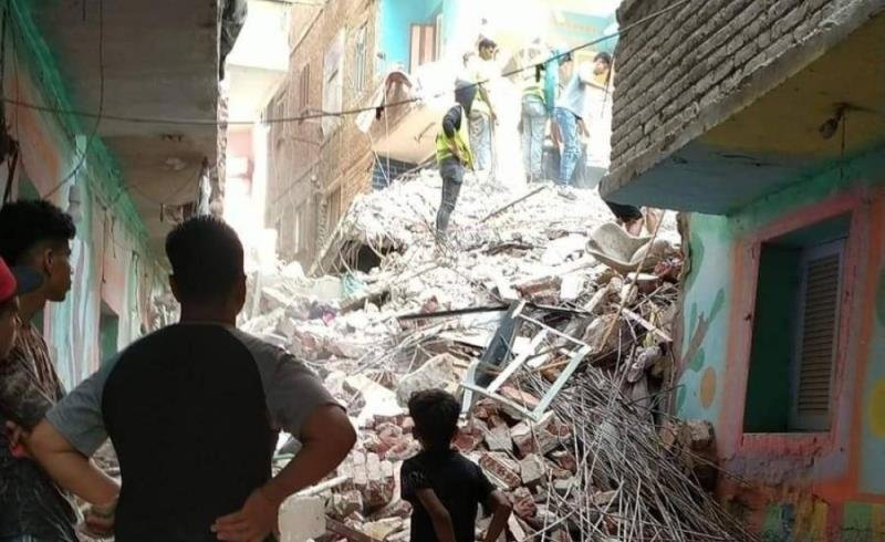 فاجعة تهز مصر .. قتلى في حادث انهيار عمارة سكنية