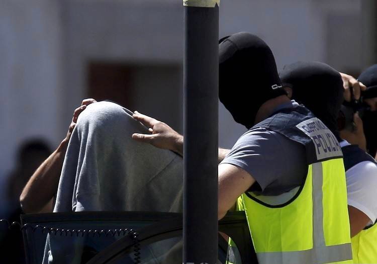 ألمانيا تعلن تفكيك “خلية إرهابية إسلاموية”