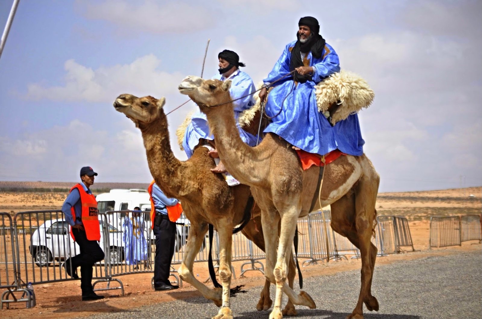 موسم طانطان … توقيع اتفاقية شراكة لتنظيم جائزة الأدب والدراسات الحسانية