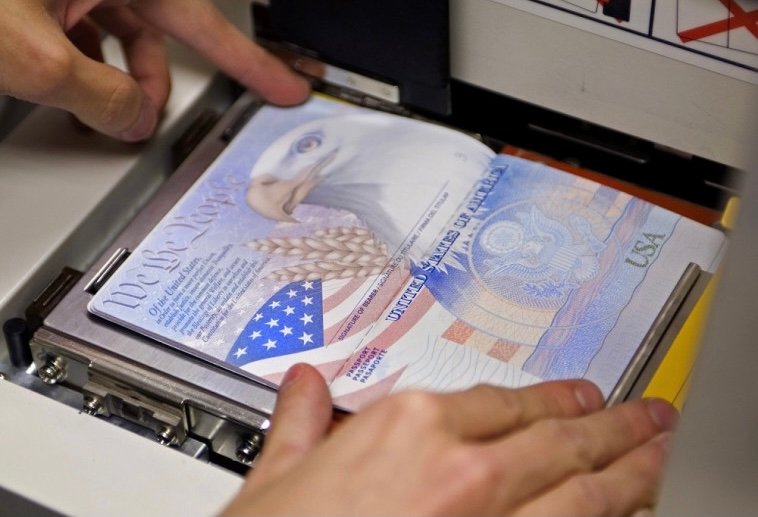 تجديد جواز السفر الأميركي صار كابوسا طويلا ومكلفا