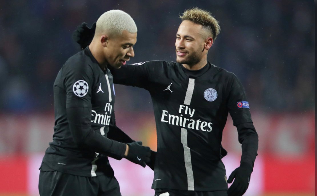 أغلى 10 صفقات في تاريخ كرة القدم