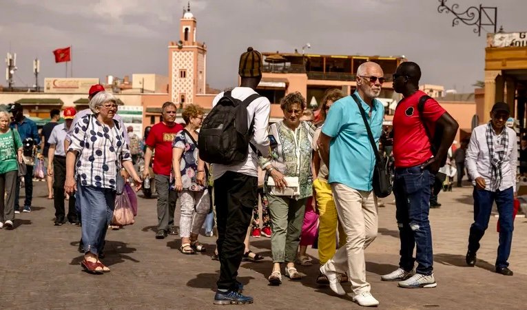 49% من المغاربة يقبلون على السياحة الوطنية مرة واحدة على الأقل في السنة