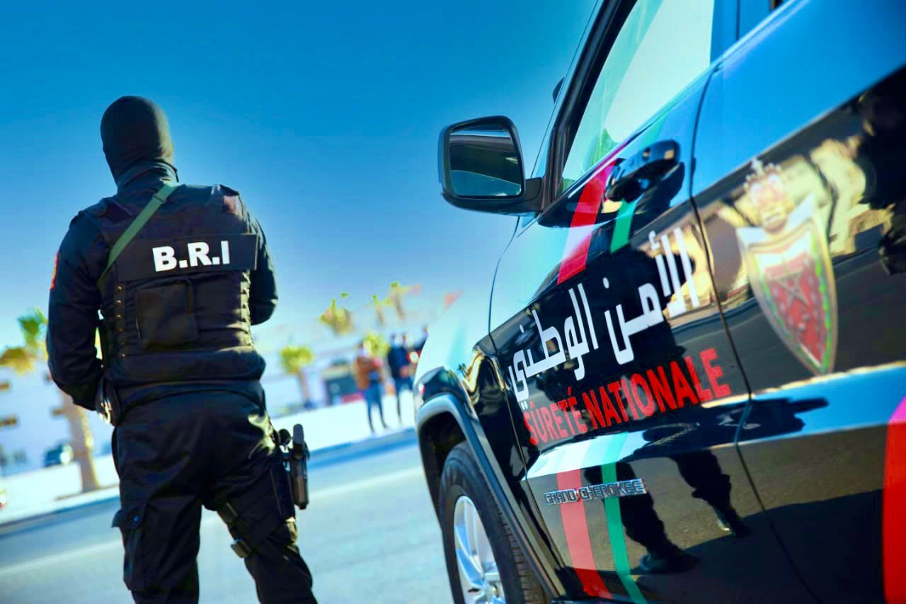 توقيف شبكة إجرامية تنشط في تنظيم الهجرة السرية والاتجار بالبشر بأكادير