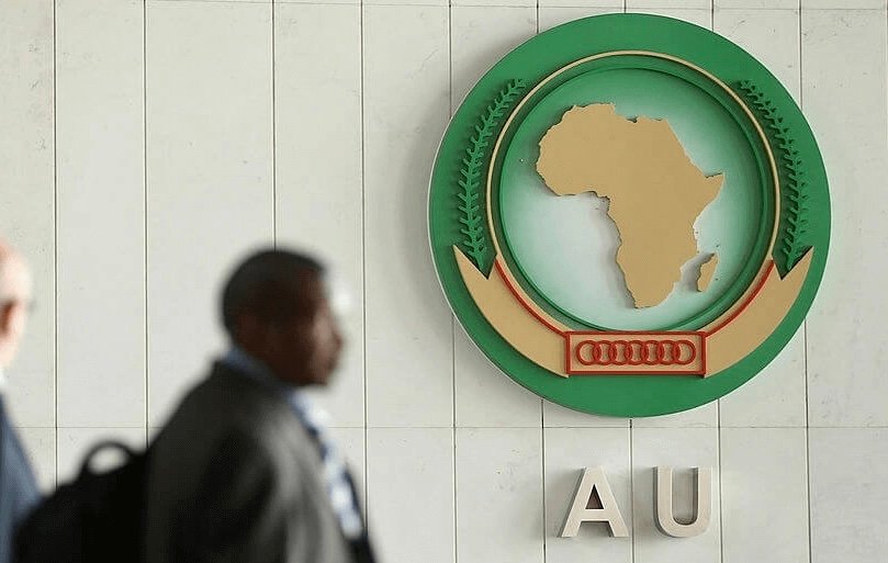 الاتحاد الإفريقي يدين بشدة الانقلاب في الغابون