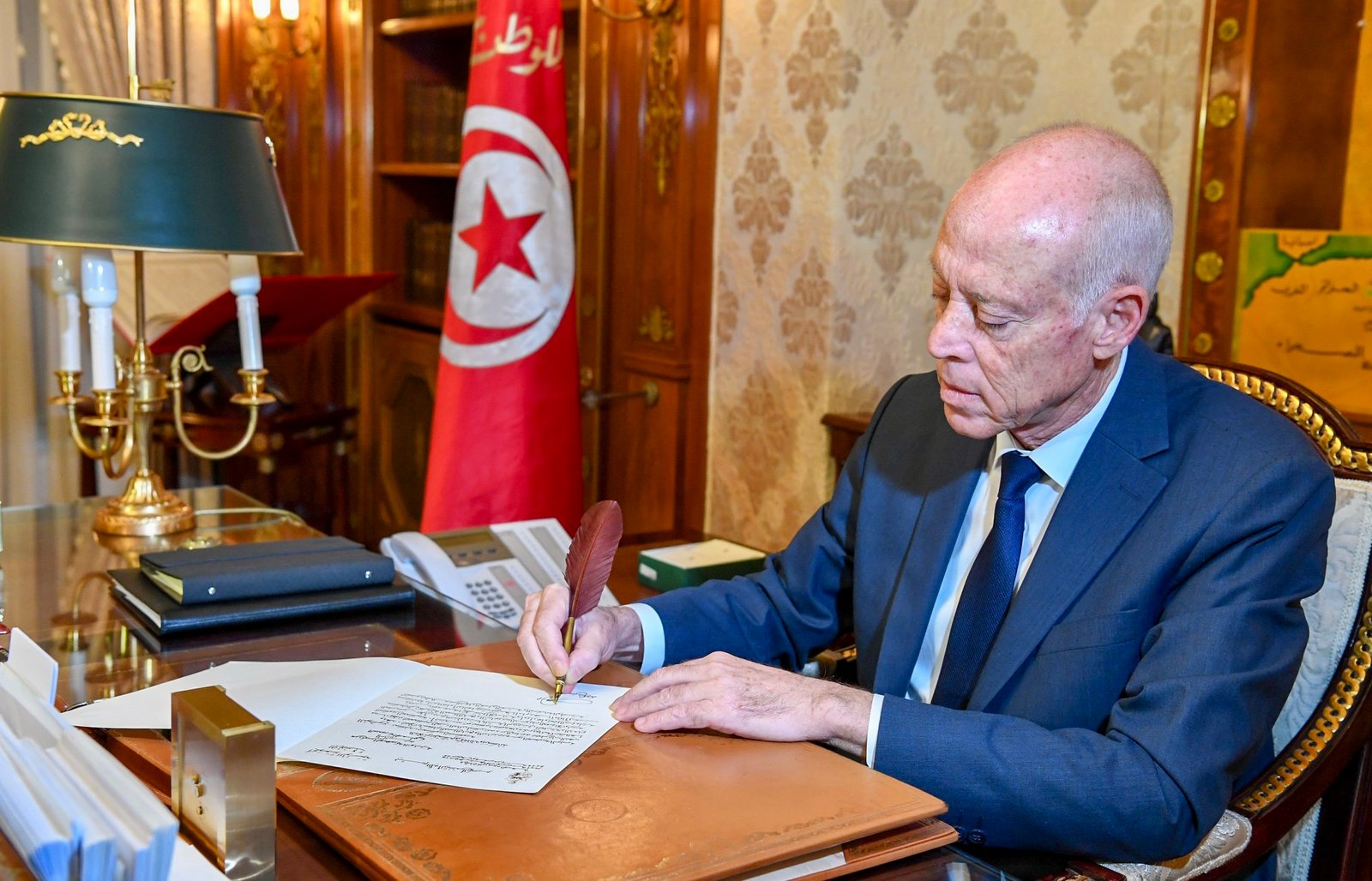 تونس تبعث برقية تعزية ومواساة للمغرب