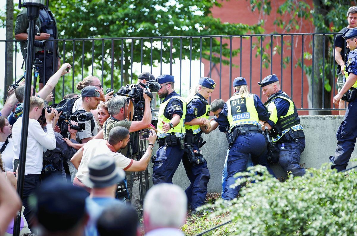 السويد.. إصابة 52 شخصا وتوقيف نحو 100 في مواجهات