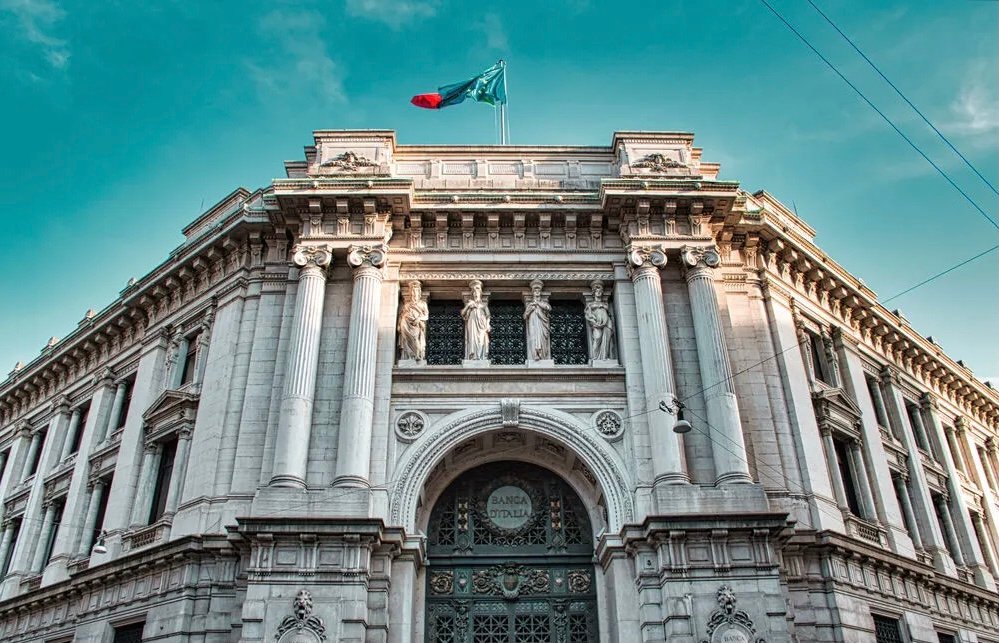 إيطاليا تفرض ضريبة على أرباح البنوك