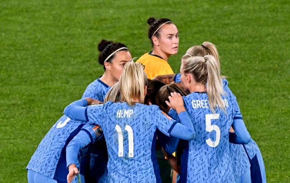 المنتخب الإنجليزي يلاقي نظيره الإسباني في نهائي مونديال السيدات