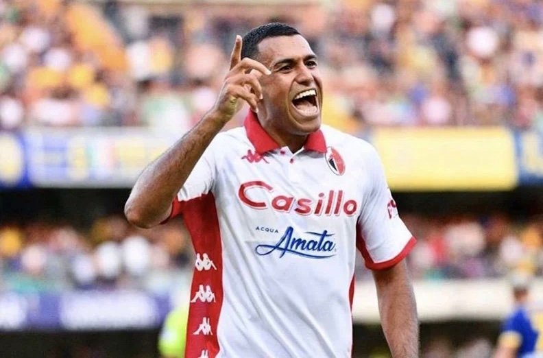 فريق نابولي يشتري عقد المغربي شديرة