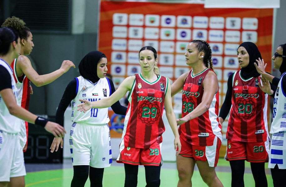 الأسود واللبؤات في بطولة العالم لكرة السلة الثلاثية