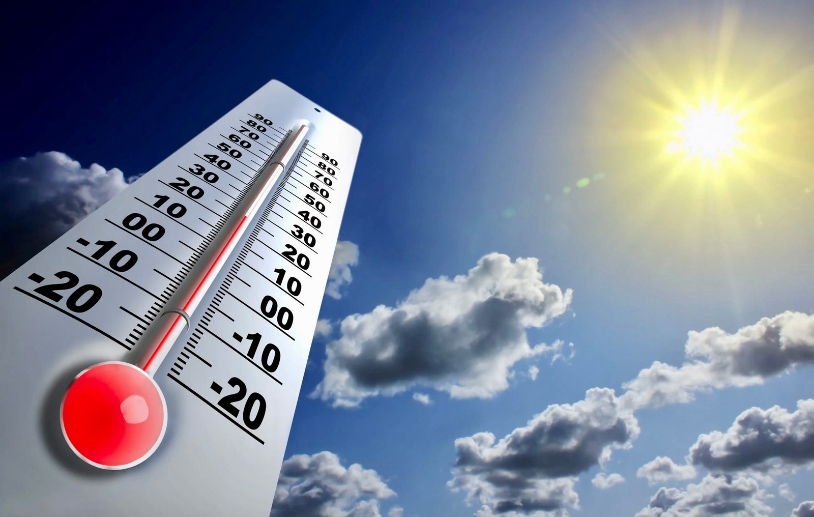 طقس الثلاثاء.. أجواء حارة مع أمطار بعدد من مناطق المملكة