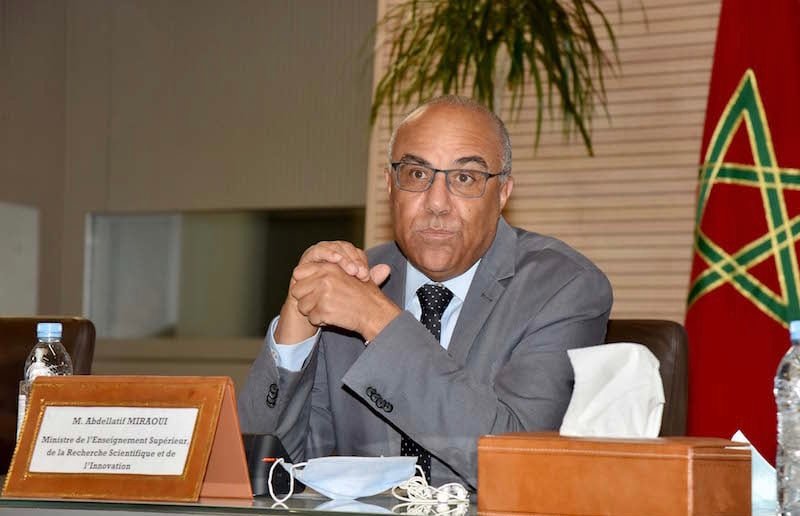 وزارة التعليم العالي تدعو الجامعات إلى عدم تسجيل الطلبة بمسالك الإجازة المهنية