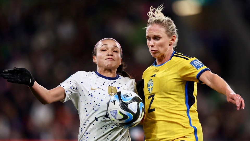 سيدات الولايات المتحدة يودعن المونديال