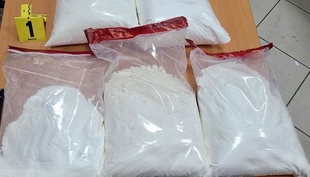 الدار البيضاء وآسفي .. حجز كمية كبيرة من الأقراص المهلوسة والكوكايين