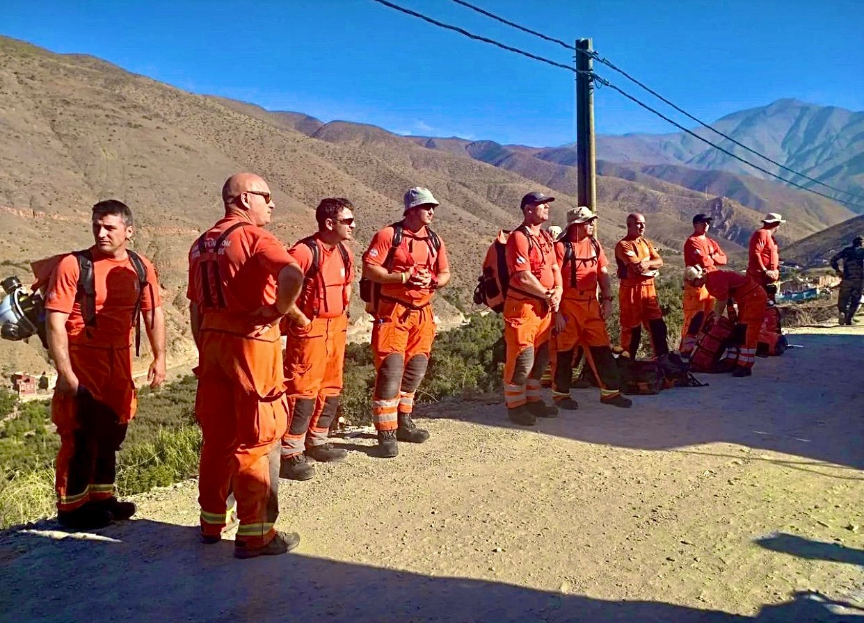 فريق الإنقاذ البريطاني يعبر عن “تأثره العميق” ببرقية الشكر التي بعثها له جلالة الملك