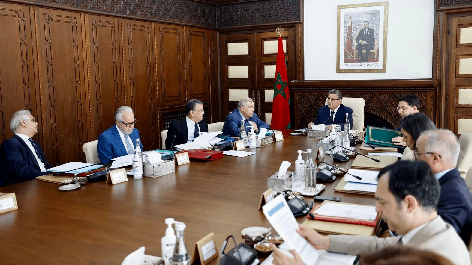 الحكومة تعطي الضوء الأخضر للزيادة في الحد الأدنى للأجور