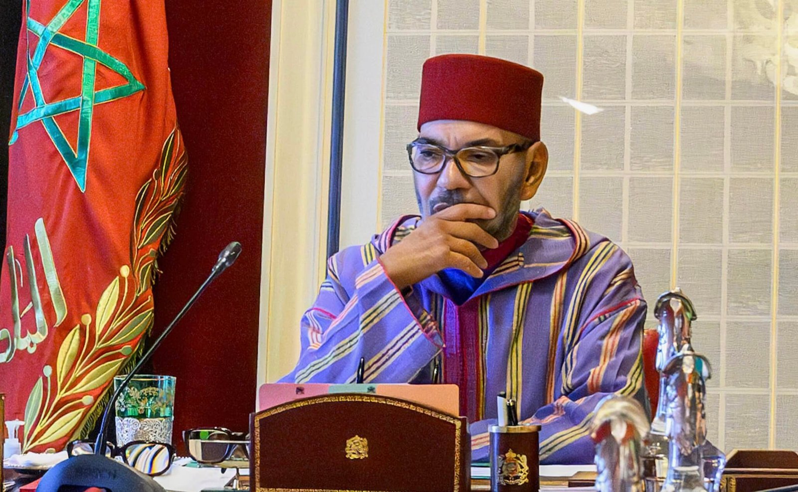 الملك محمد السادس يحل بمراكش لمباشرة جولة تفقدية لضحايا الزلزال