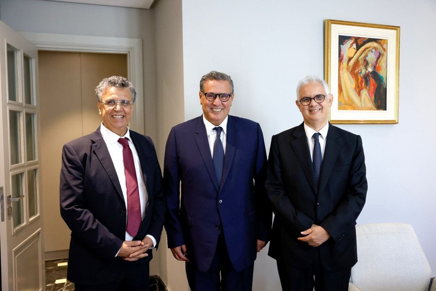 أحزاب الأغلبية الحكومية تؤكد على انسجامها ووحدتها