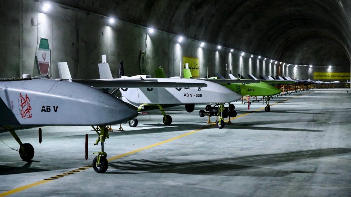 طهران تقتني طائرات تدريب قتالية روسية