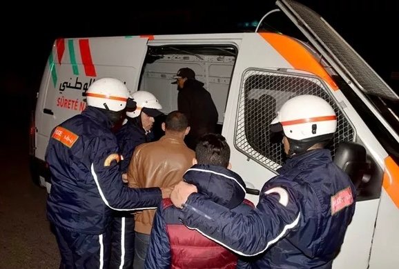 لي حصل يودي ..أمن الجديدة يوقف أربعة أشخاص من بينهم صيدلانية ومقاولة بتهم النصب والاحتيال