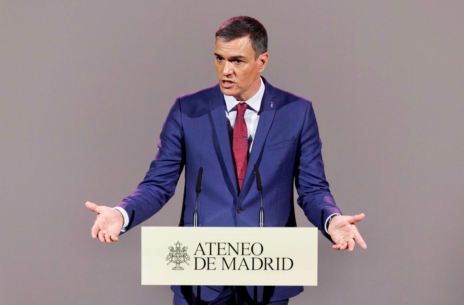 رئيس الوزراء الإسباني يغيب عن قمة العشرين بسبب كورونا