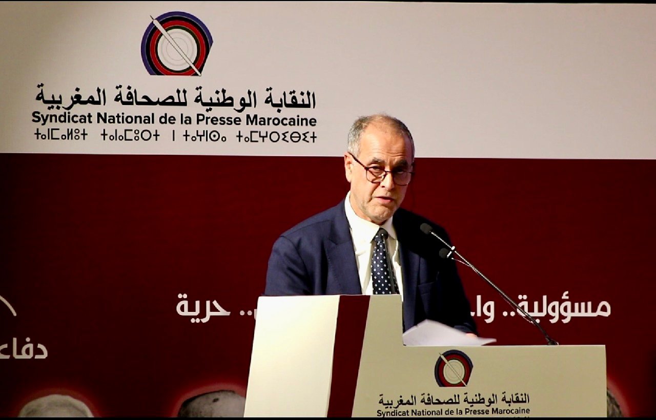 النقابة الوطنية للصحافة تدين بشدة إساءة “شارلي إيبدو” للمؤسسة الملكية