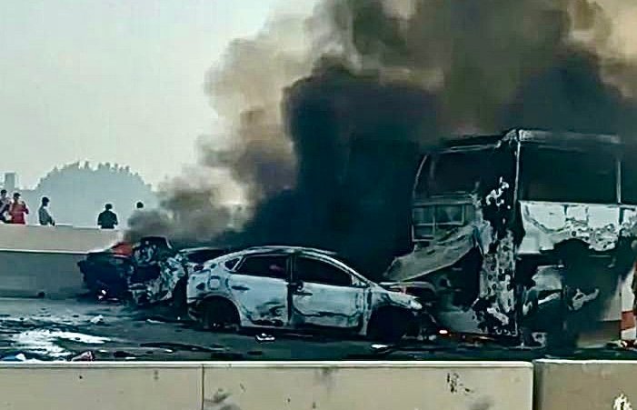حادث سير مروع يخلف 32 قتيلا و63 مصابا في مصر